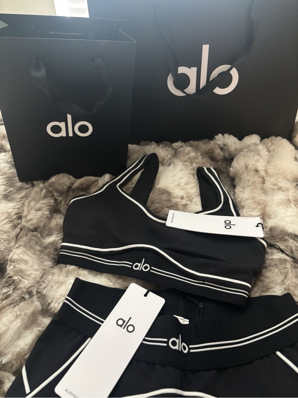 ALO Yoga Black Sports Bra with White Piping